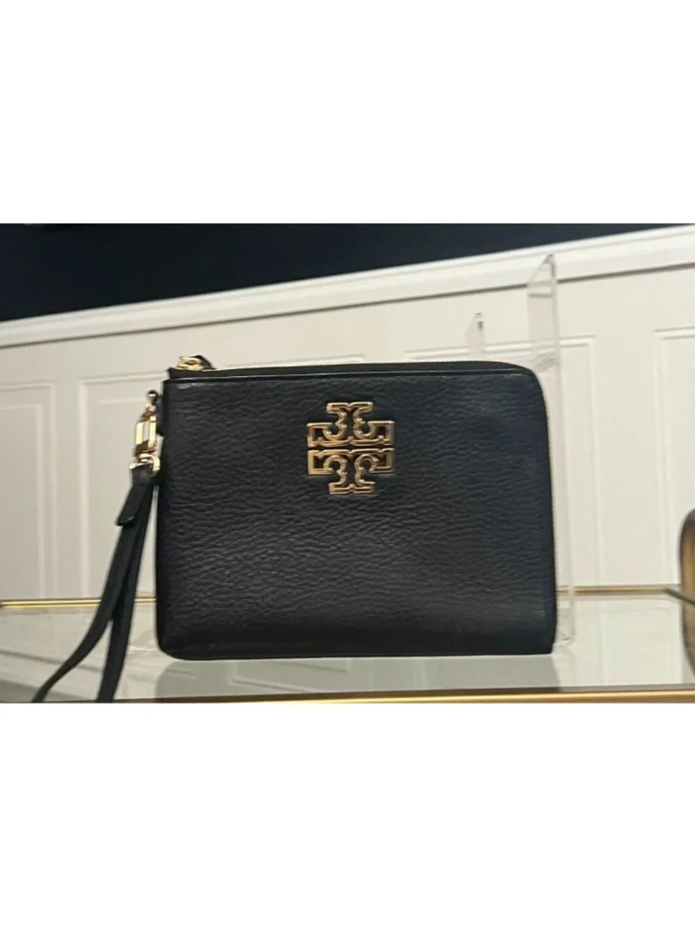 Tory Burch Britten Large Pebbled Leather Zip Pouch Wristlet - Black & Gold